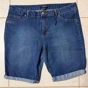 D. Jeans Women's Classic Blue Jean Bermuda Shorts